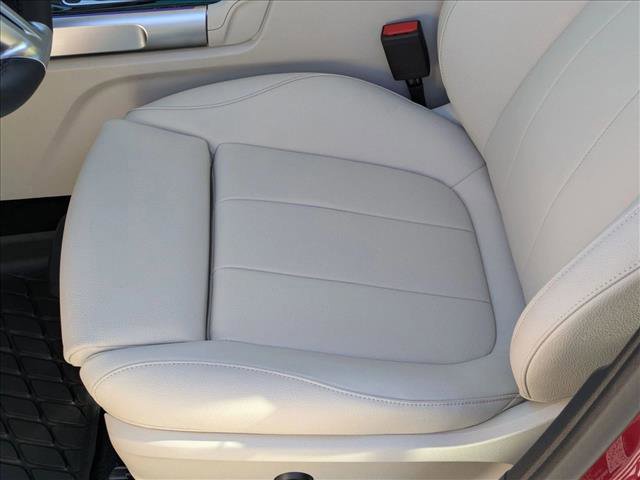 New 2026 Mercedes-Benz GLB 250 video 4