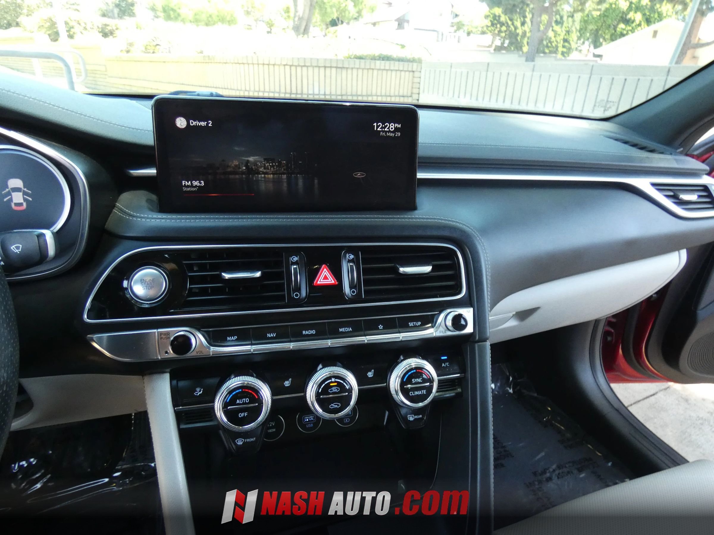 Used 2022 Genesis G70 2.0T RWD image 51
