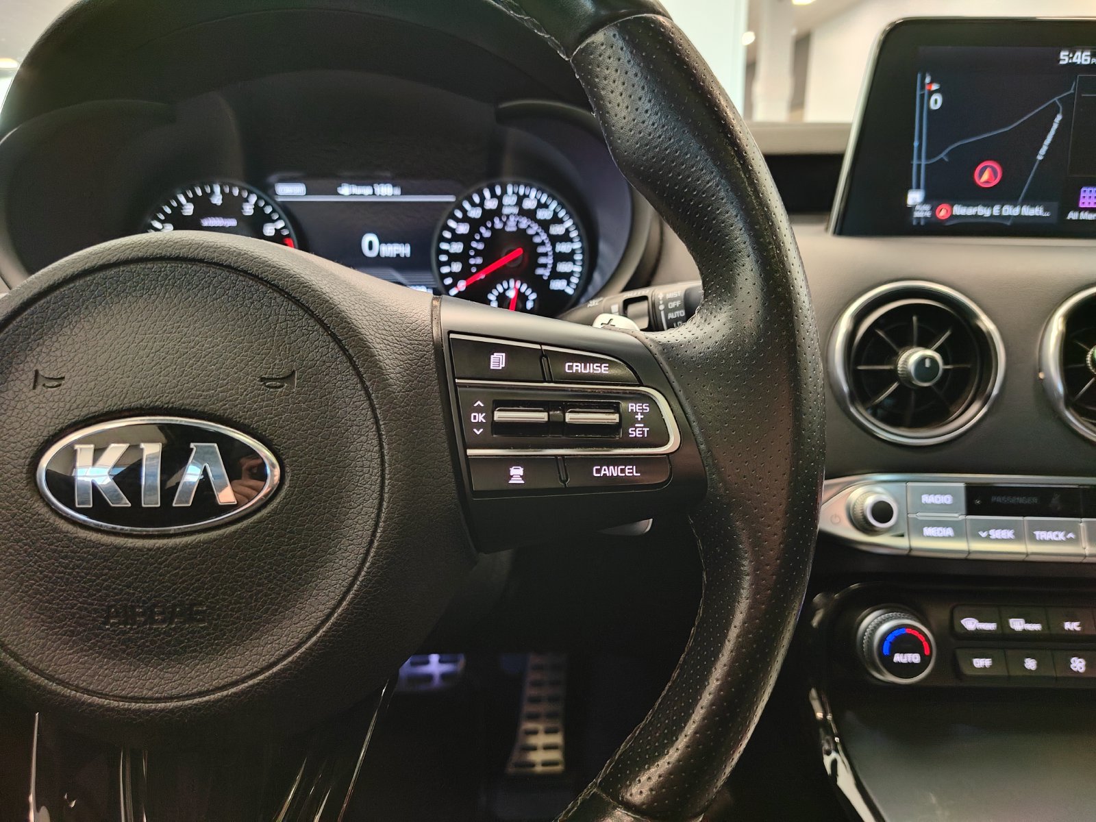 Used 2018 Kia Stinger GT2 RWD image 24