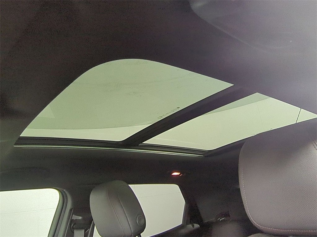 Certified 2021 Chevrolet TrailBlazer RS w/ Sun and Liftgate Package image 19