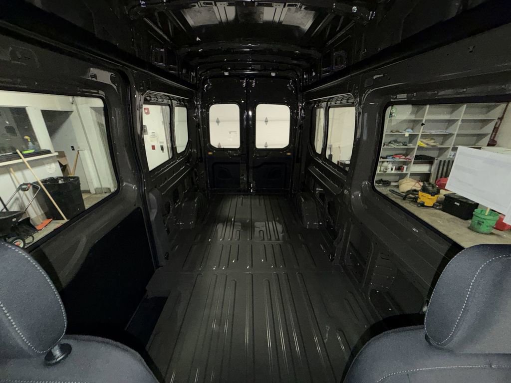 Used 2026 Ford E-Transit 148 High Roof w/ Parcel Delivery Package RWD image 26