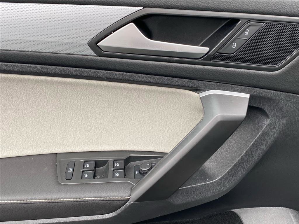 Certified 2024 Volkswagen Tiguan S AWD/4WD image 16