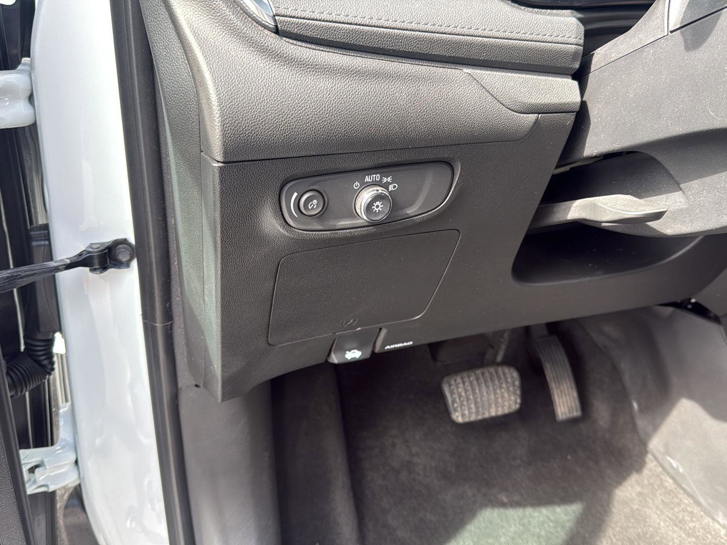 Used 2024 Buick Encore GX Preferred image 17