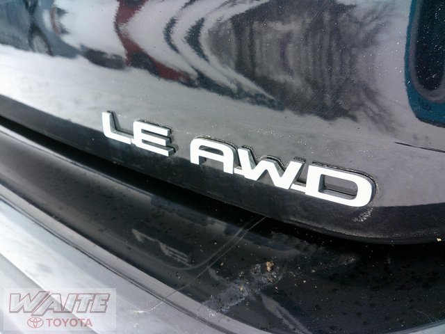 Certified 2022 Toyota Highlander LE image 9