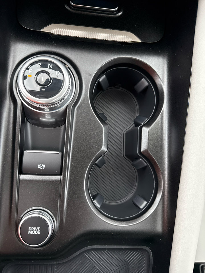 New 2025 Ford Explorer Active image 28