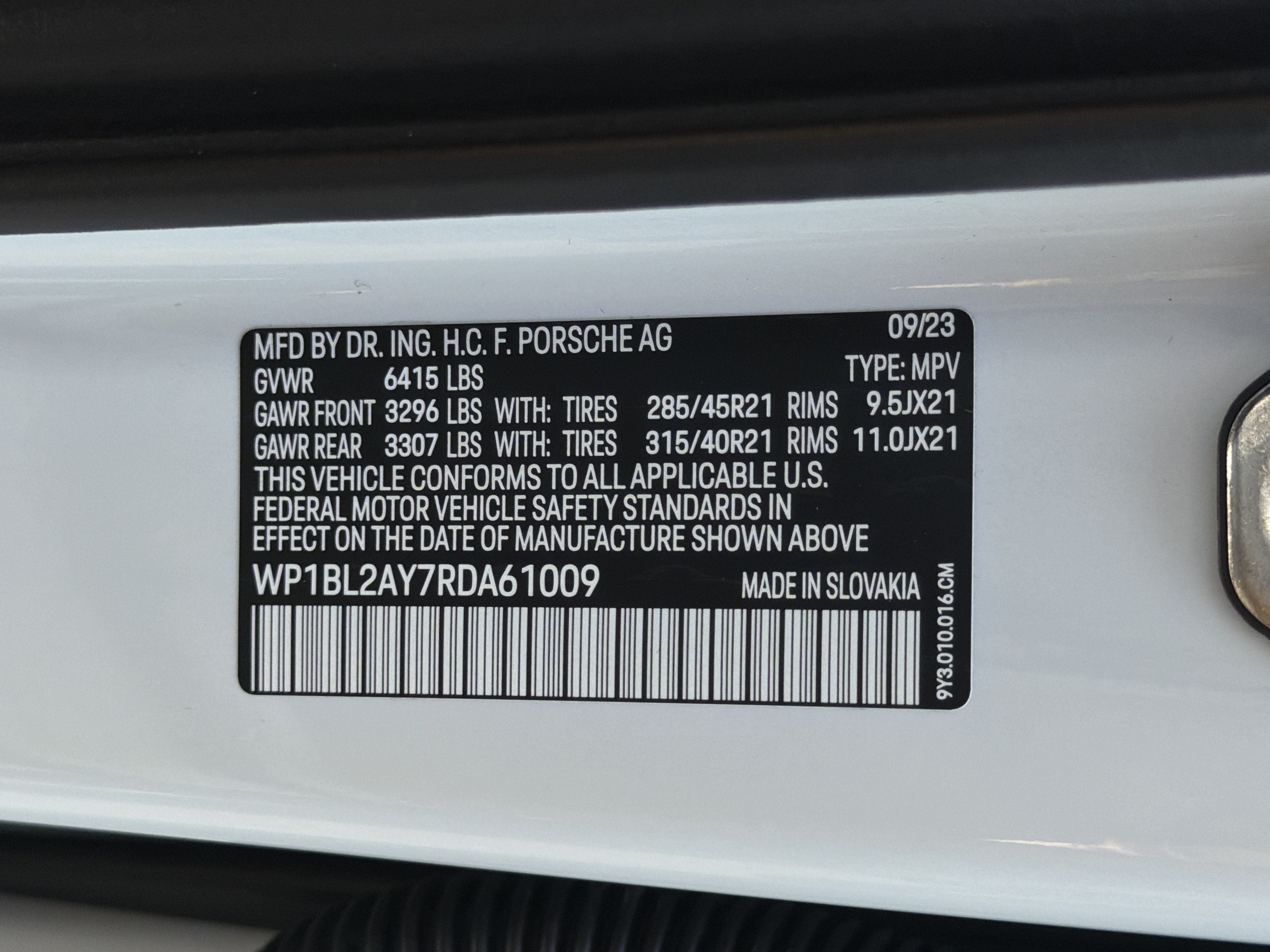 Used 2024 Porsche Cayenne S AWD/4WD image 37