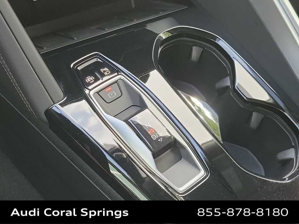 Certified 2025 Audi Q5 Premium w/ Convenience Package AWD/4WD image 25