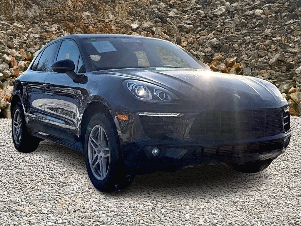 Used 2018 Porsche Macan image 10