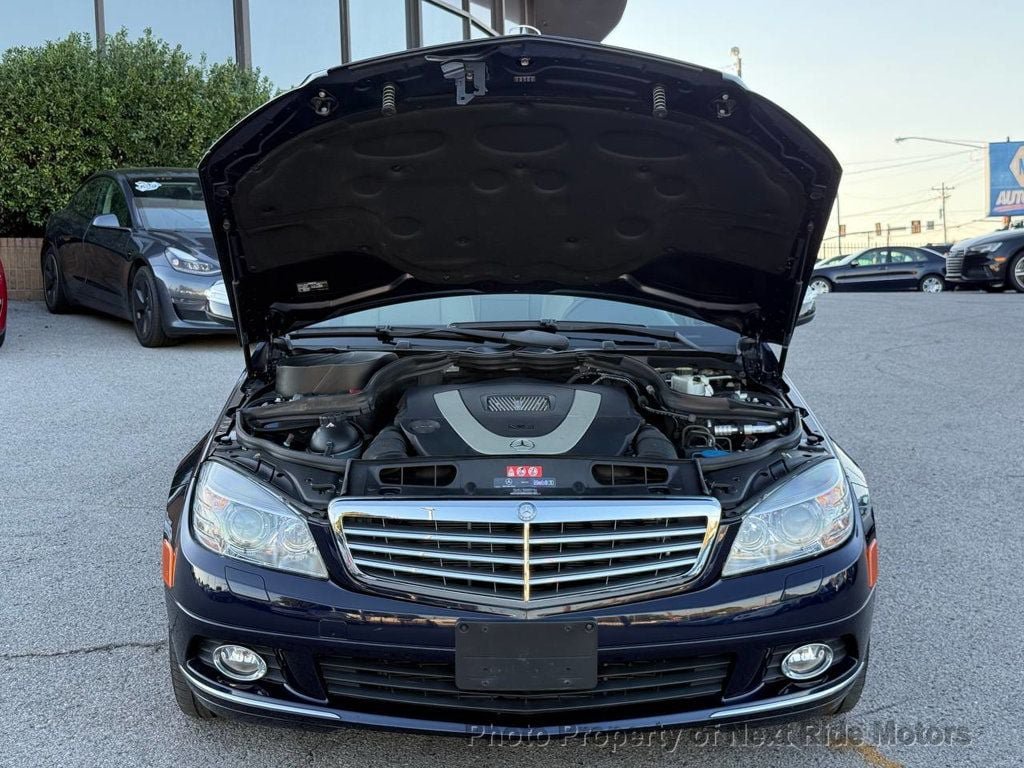 Used 2009 Mercedes-Benz C 300 4MATIC Sedan image 27