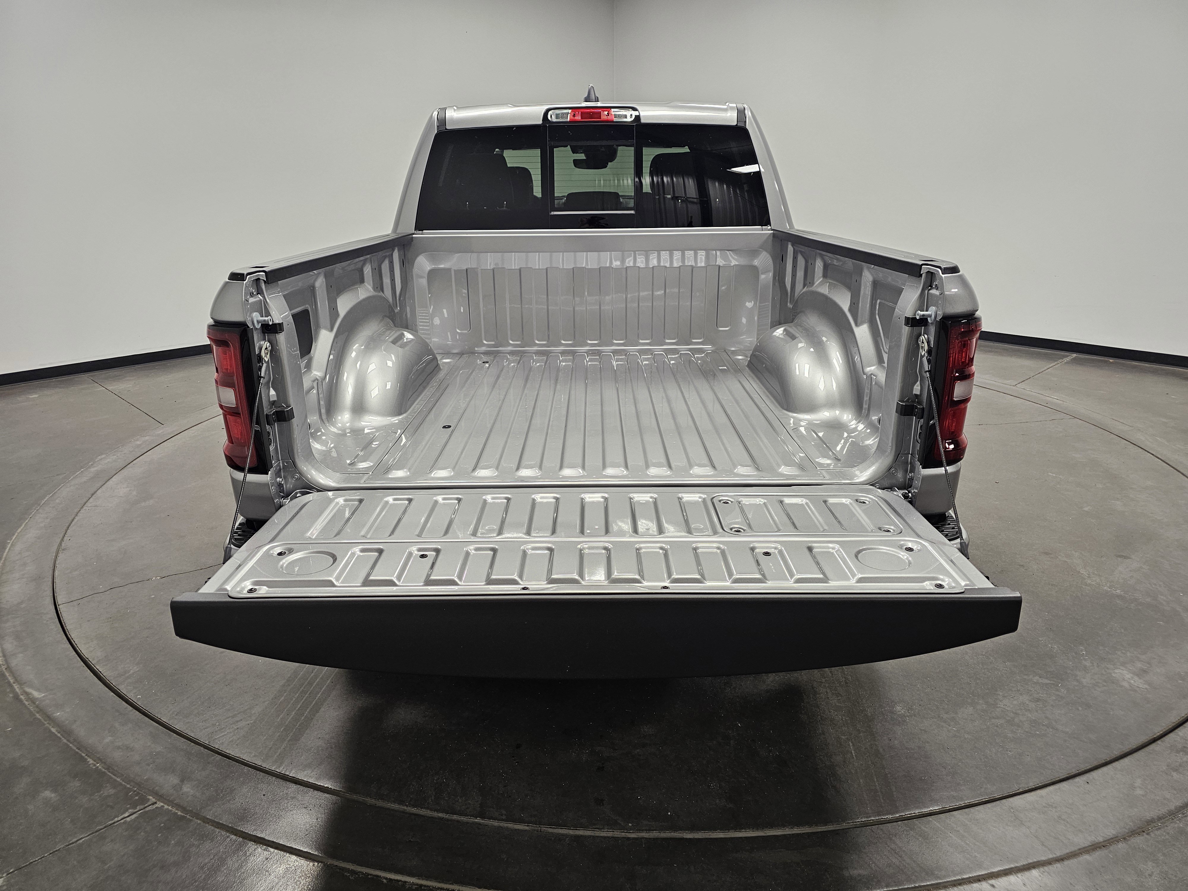 New 2026 RAM 1500 Laramie w/ Night Edition image 13