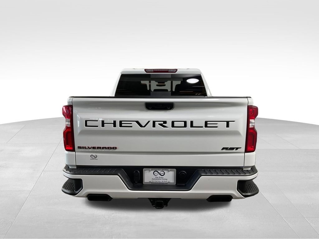 Used 2024 Chevrolet Silverado 1500 RST w/ Redline Edition AWD/4WD image 8