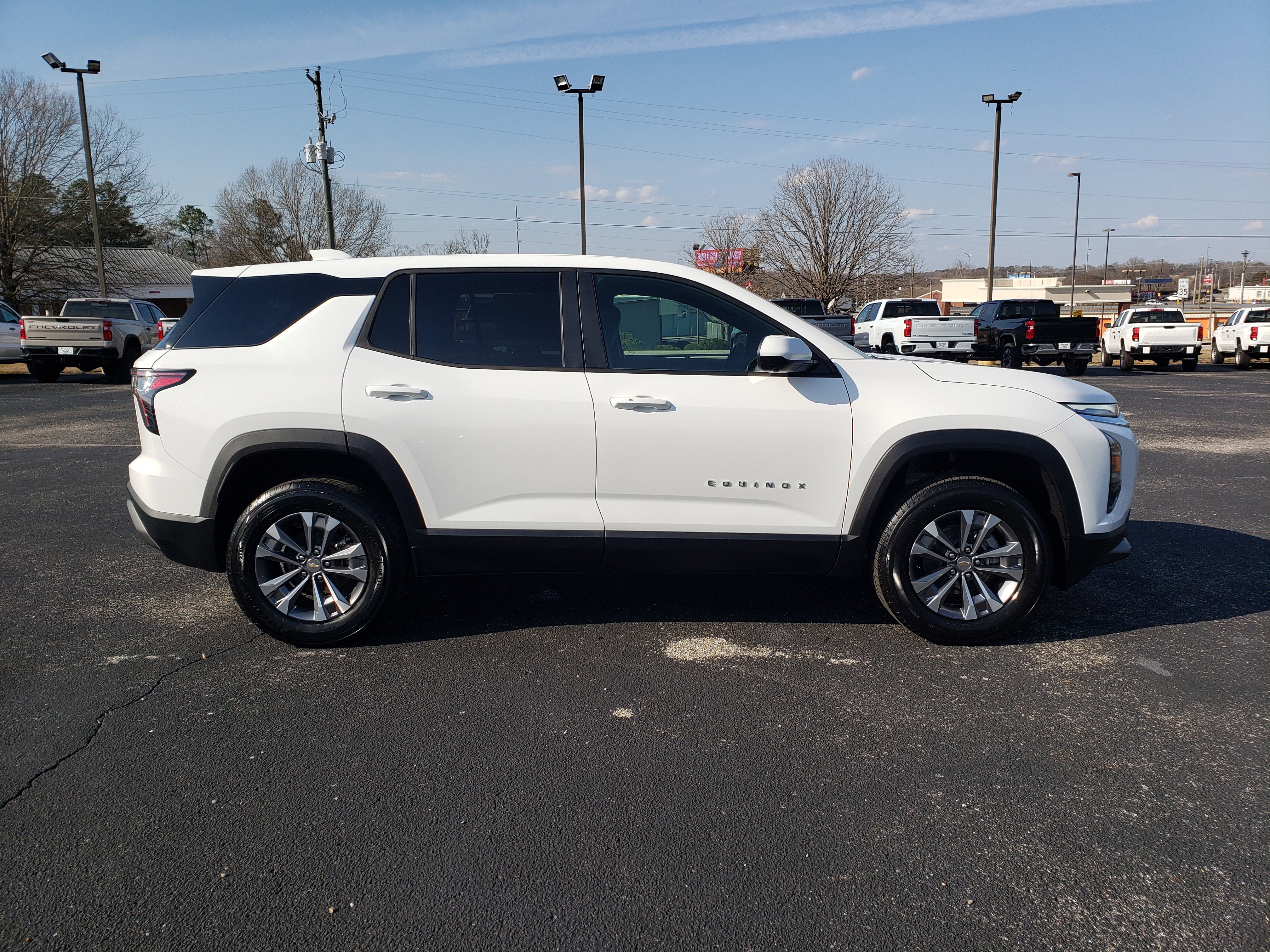 New 2026 Chevrolet Equinox LT w/ Convenience Package II image 5