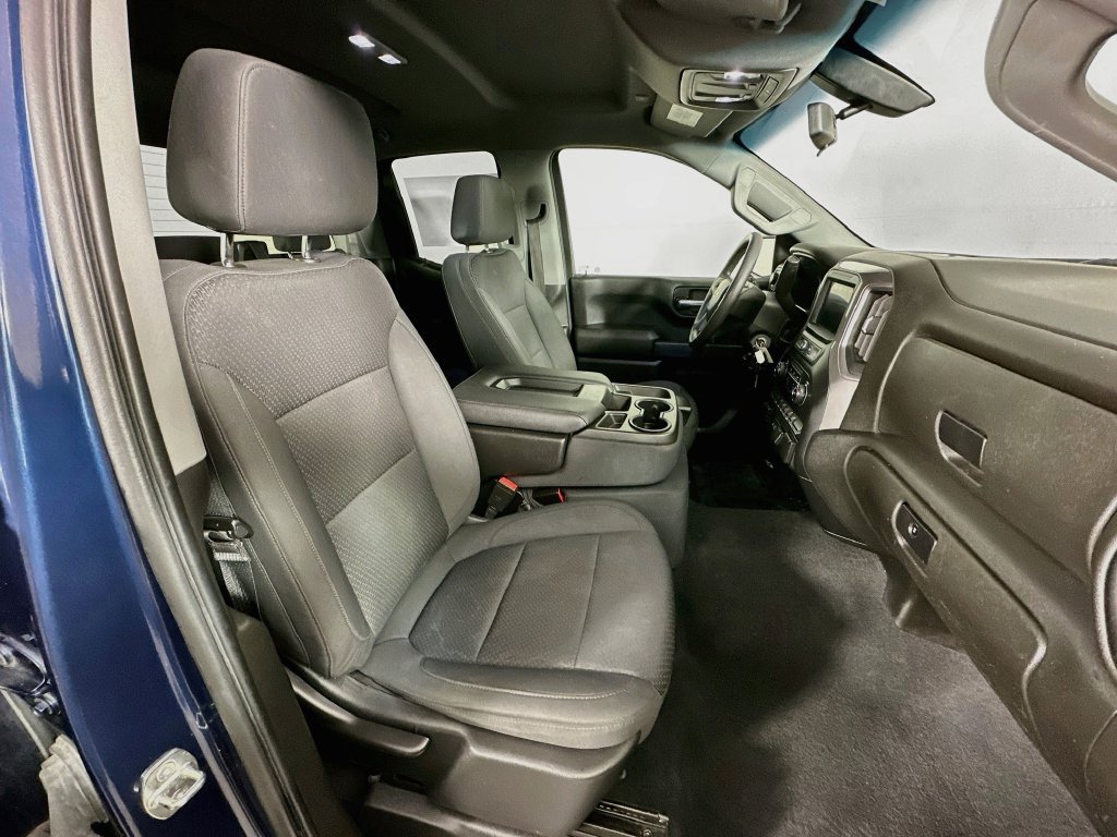 Used 2021 Chevrolet Silverado 1500 Custom w/ LPO, Dark Essentials Package AWD/4WD image 33