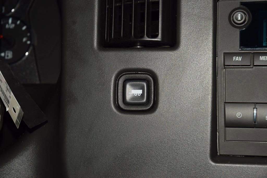 New 2026 Chevrolet Express 3500 w/ Power Convenience Package RWD image 20