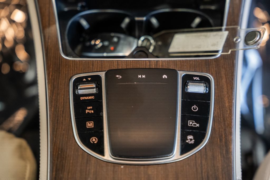 Used 2021 Mercedes-Benz GLC 300 4MATIC w/ Driver Assistance Package image 24