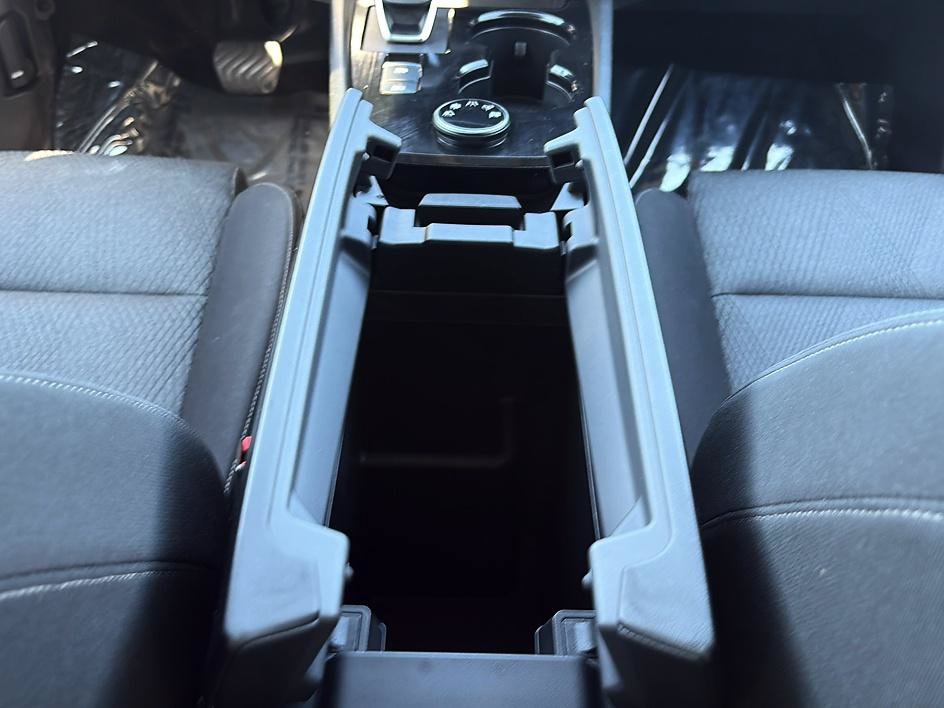 Certified 2025 Nissan Rogue SV AWD/4WD image 34