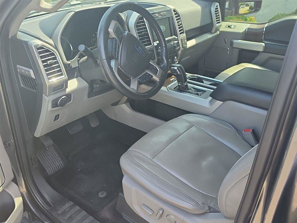 Used 2016 Ford F150 Lariat w/ Equipment Group 501A Mid AWD/4WD image 10