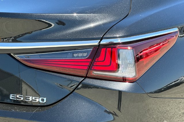 Used 2024 Lexus ES 350 w/ Accessory Package (Z2) FWD image 33