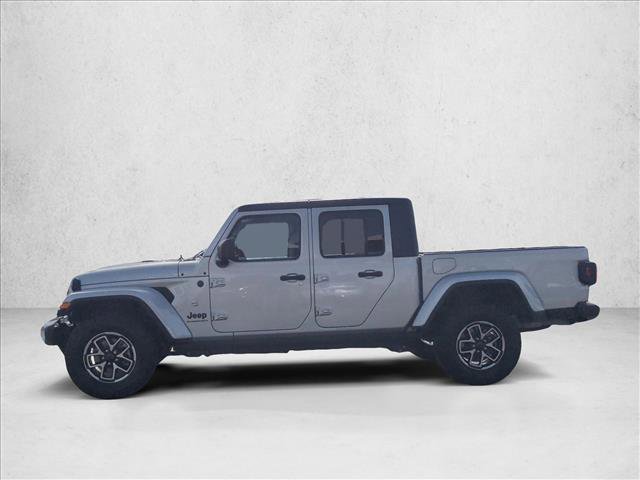 Used 2024 Jeep Gladiator Sport image 8