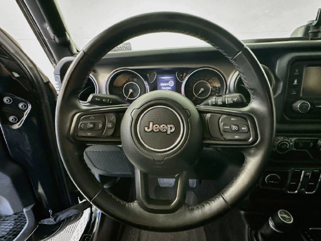Used 2018 Jeep Wrangler Unlimited Sport AWD/4WD image 13