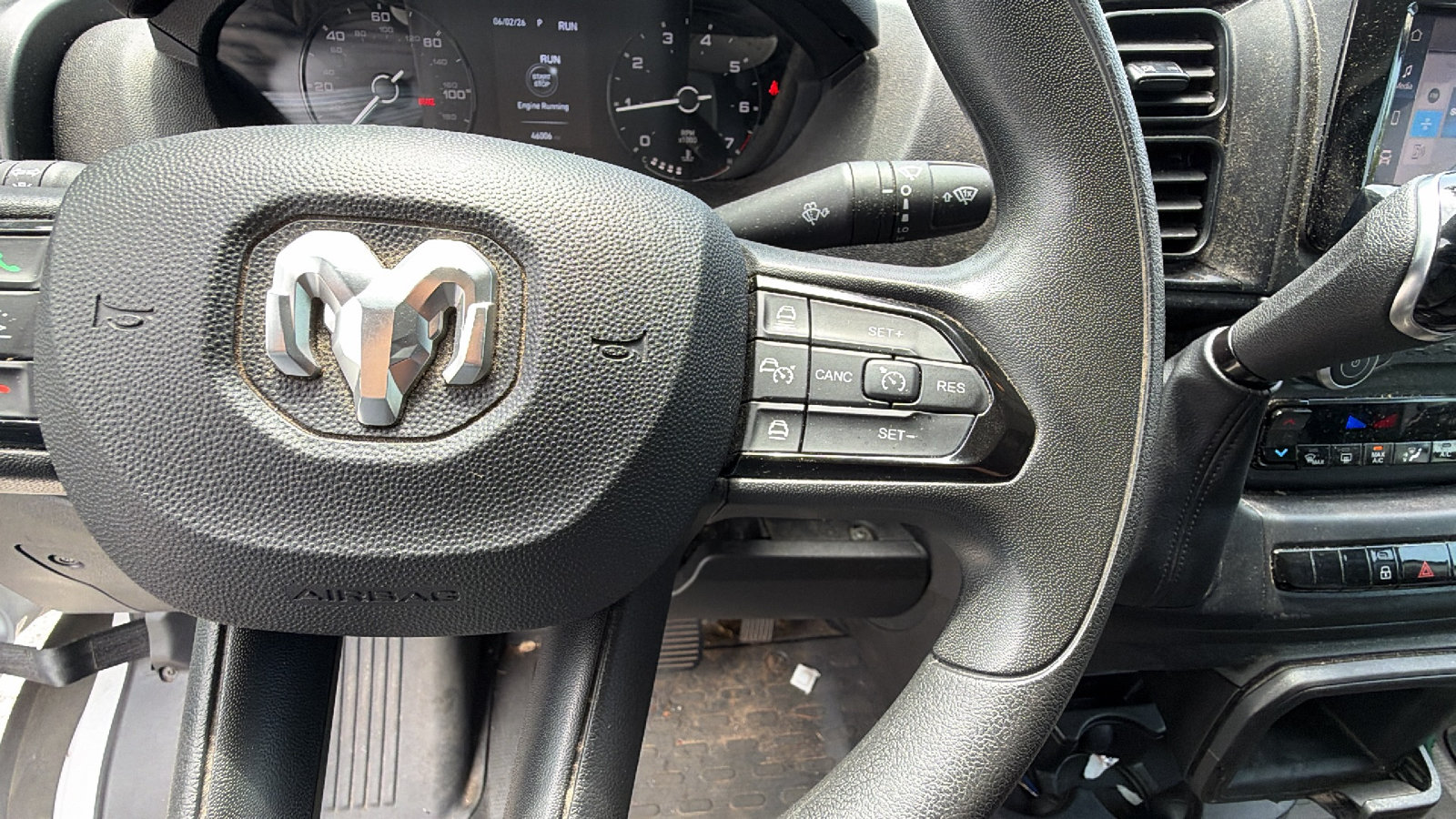 Used 2024 RAM ProMaster 2500 w/ Convenience Group FWD image 25