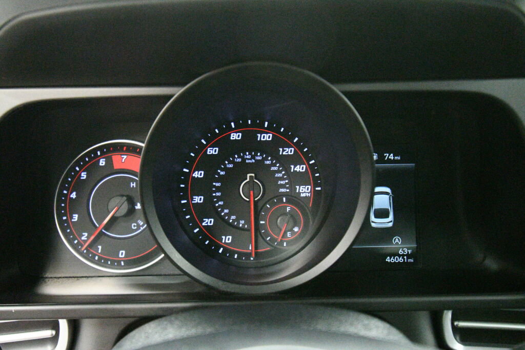 Used 2021 Hyundai Elantra SE image 14