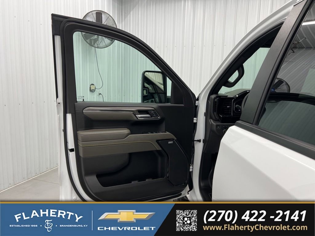 Used 2024 Chevrolet Silverado 1500 ZR2 w/ ZR2 Bison Edition AWD/4WD image 8