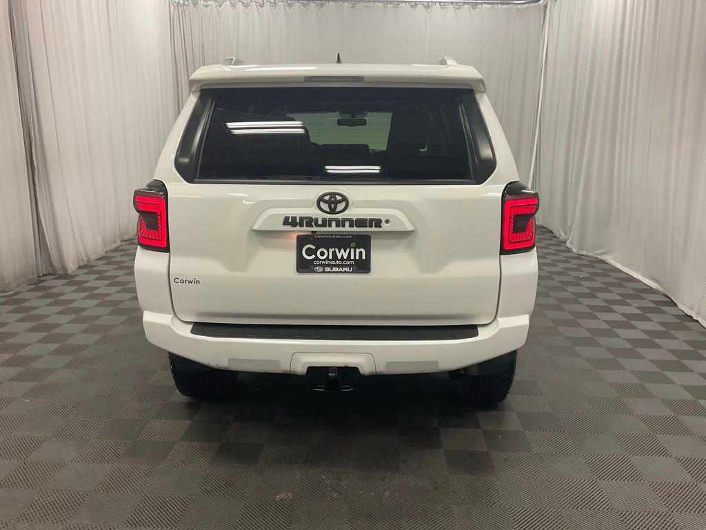 Used 2018 Toyota 4Runner SR5 Premium AWD/4WD image 5