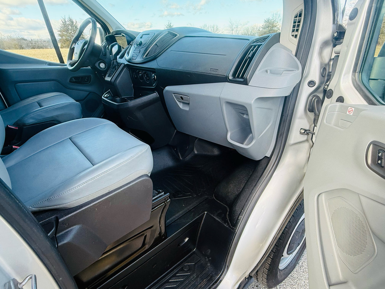 Used 2019 Ford Transit 150 130 Low Roof image 19