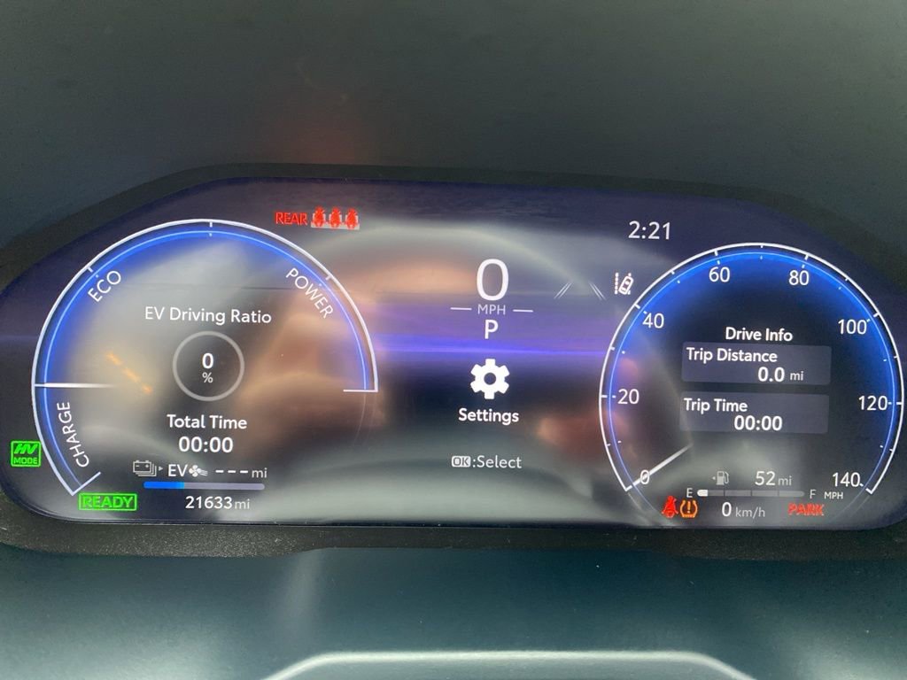 Used 2024 Toyota RAV4 XSE image 7