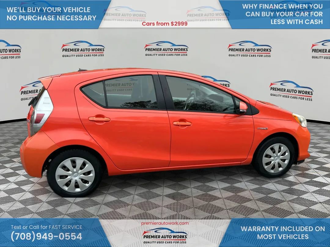 Used 2013 Toyota Prius C Three image 8