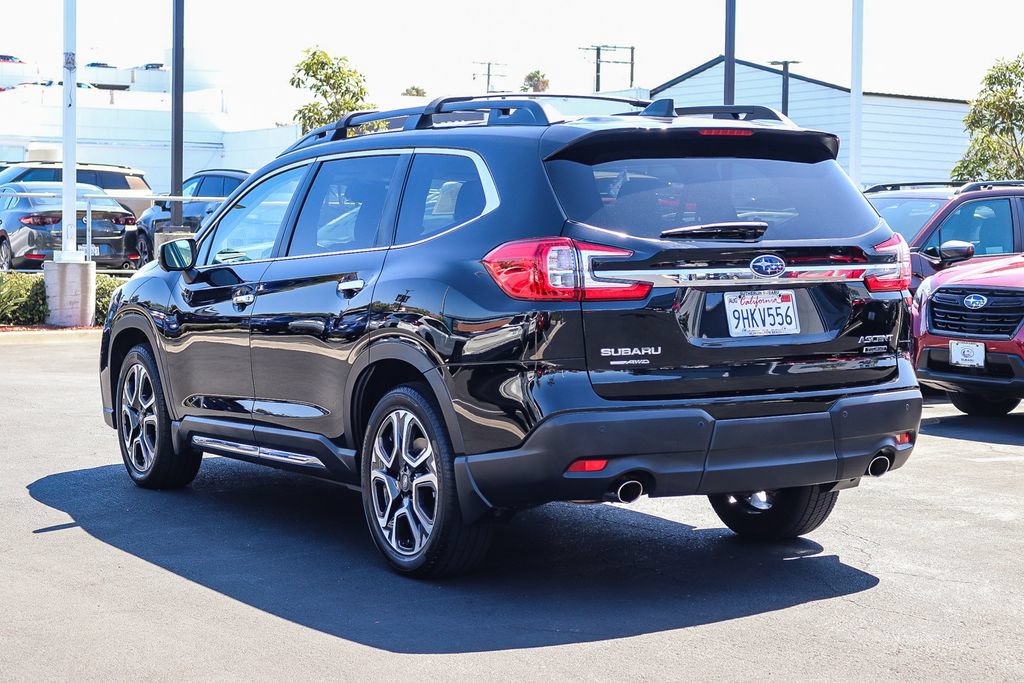 Used 2023 Subaru Ascent Touring AWD/4WD image 7