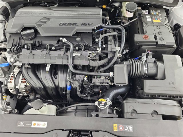 Certified 2025 Hyundai Elantra SE image 27