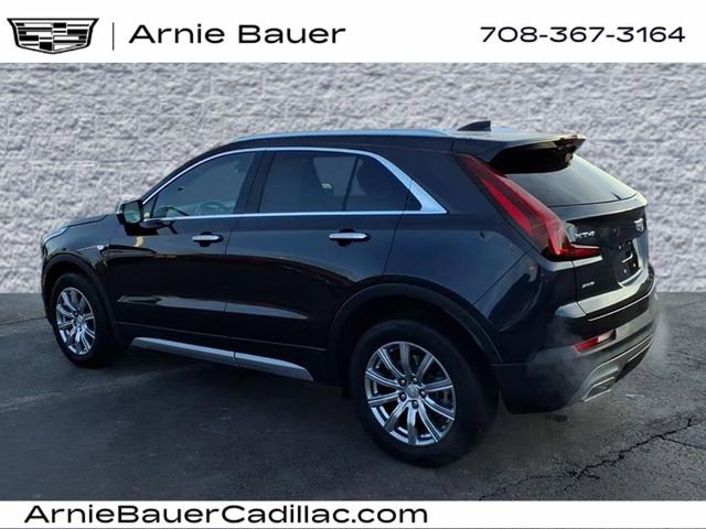 Used 2023 Cadillac XT4 Premium Luxury w/ Cold Weather Package image 9