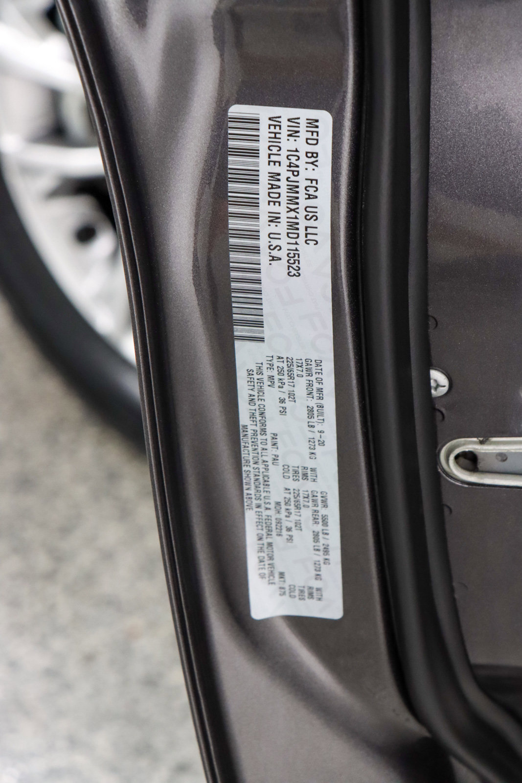 Used 2021 Jeep Cherokee Latitude Lux w/ Sun & Sound Group image 32