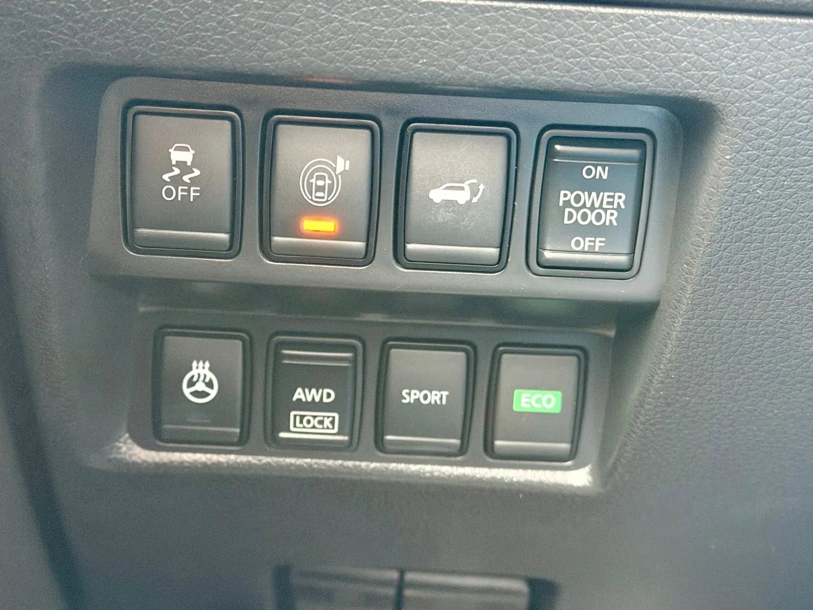 Used 2017 Nissan Rogue SL w/ SL Premium Package image 13