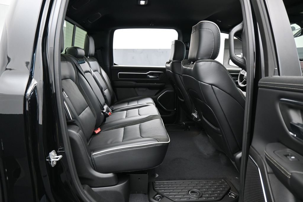 Used 2026 RAM 1500 Laramie AWD/4WD image 35