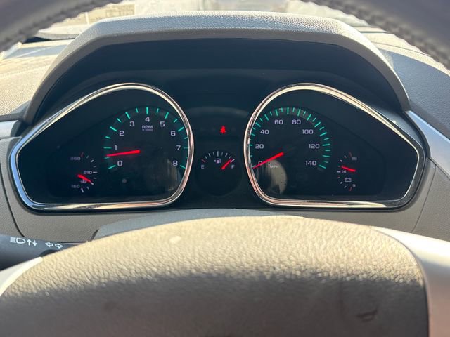 Used 2011 Chevrolet Traverse LT w/ White Premiere Package FWD image 28