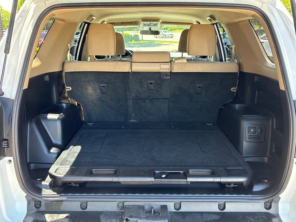 Used 2015 Toyota 4Runner SR5 RWD image 30