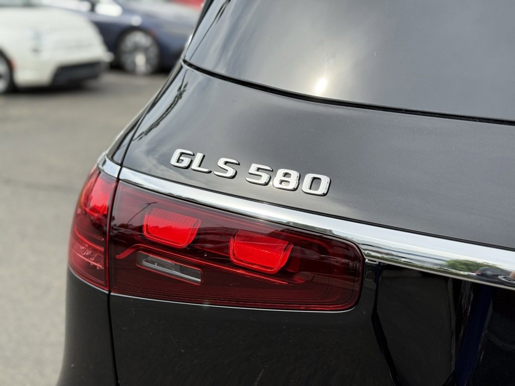 New 2026 Mercedes-Benz GLS 580 4MATIC image 28