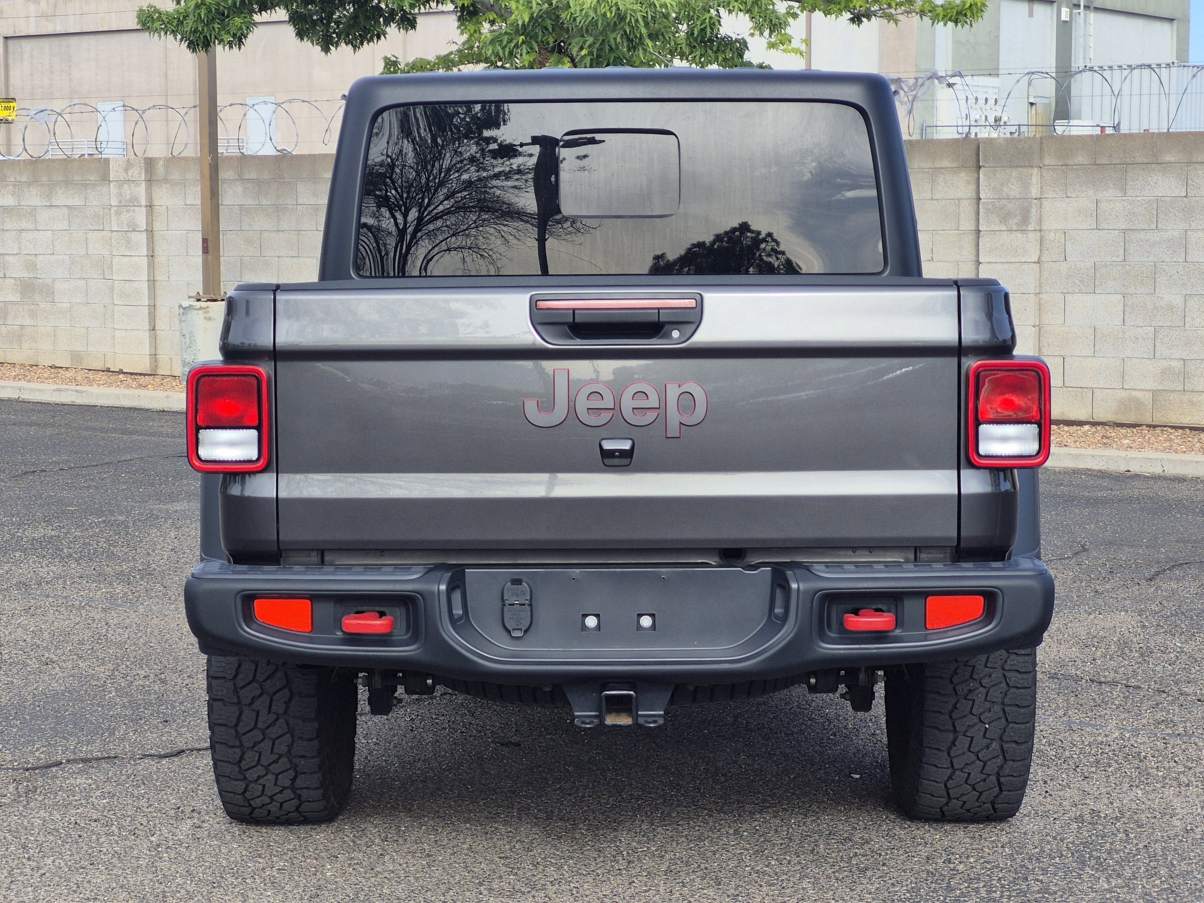 Used 2022 Jeep Gladiator Rubicon w/ Cold Weather Group AWD/4WD image 6