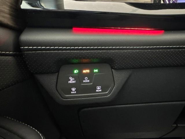 Certified 2025 Volkswagen Atlas SEL AWD/4WD image 21