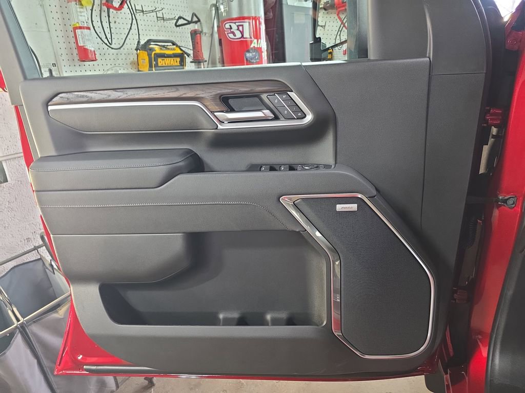 New 2026 GMC Sierra 3500 SLT w/ SLT Premium Package AWD/4WD image 25