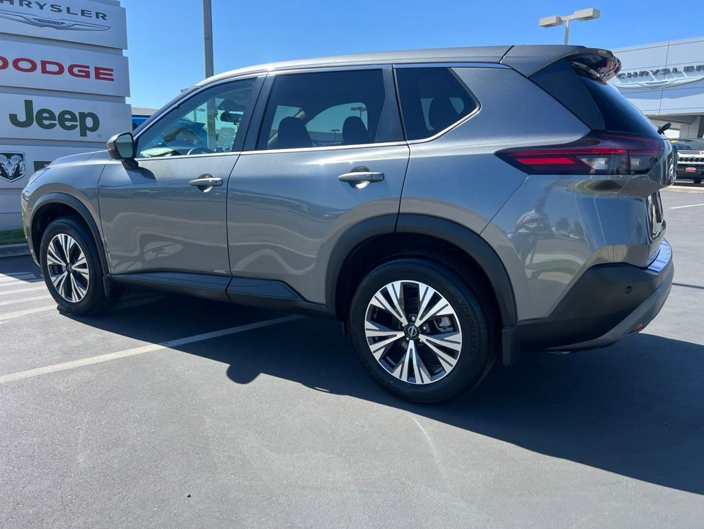 Used 2022 Nissan Rogue SV FWD image 20