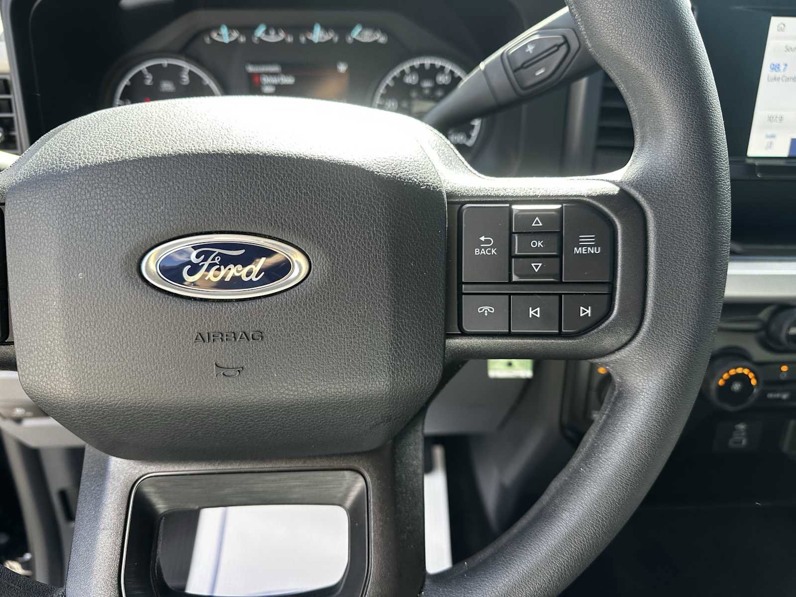 Used 2025 Ford F250 XL w/ STX Appearance Package image 18