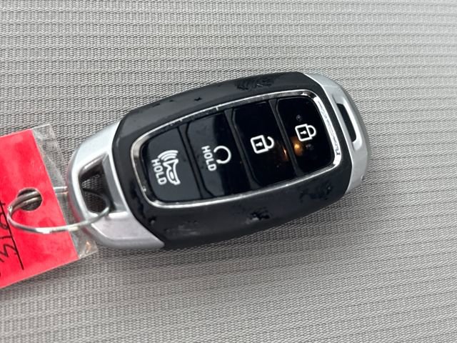 Certified 2024 Hyundai Venue SEL image 29