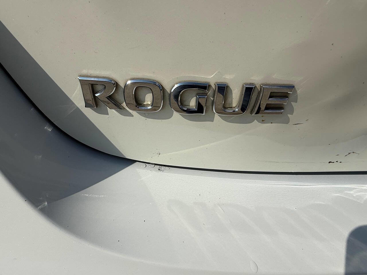 Used 2013 Nissan Rogue S image 32