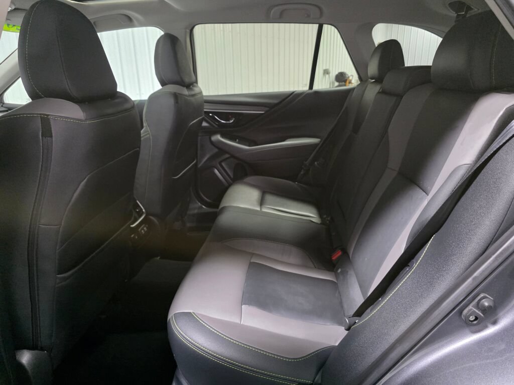 Used 2020 Subaru Outback Onyx Edition XT AWD/4WD image 10
