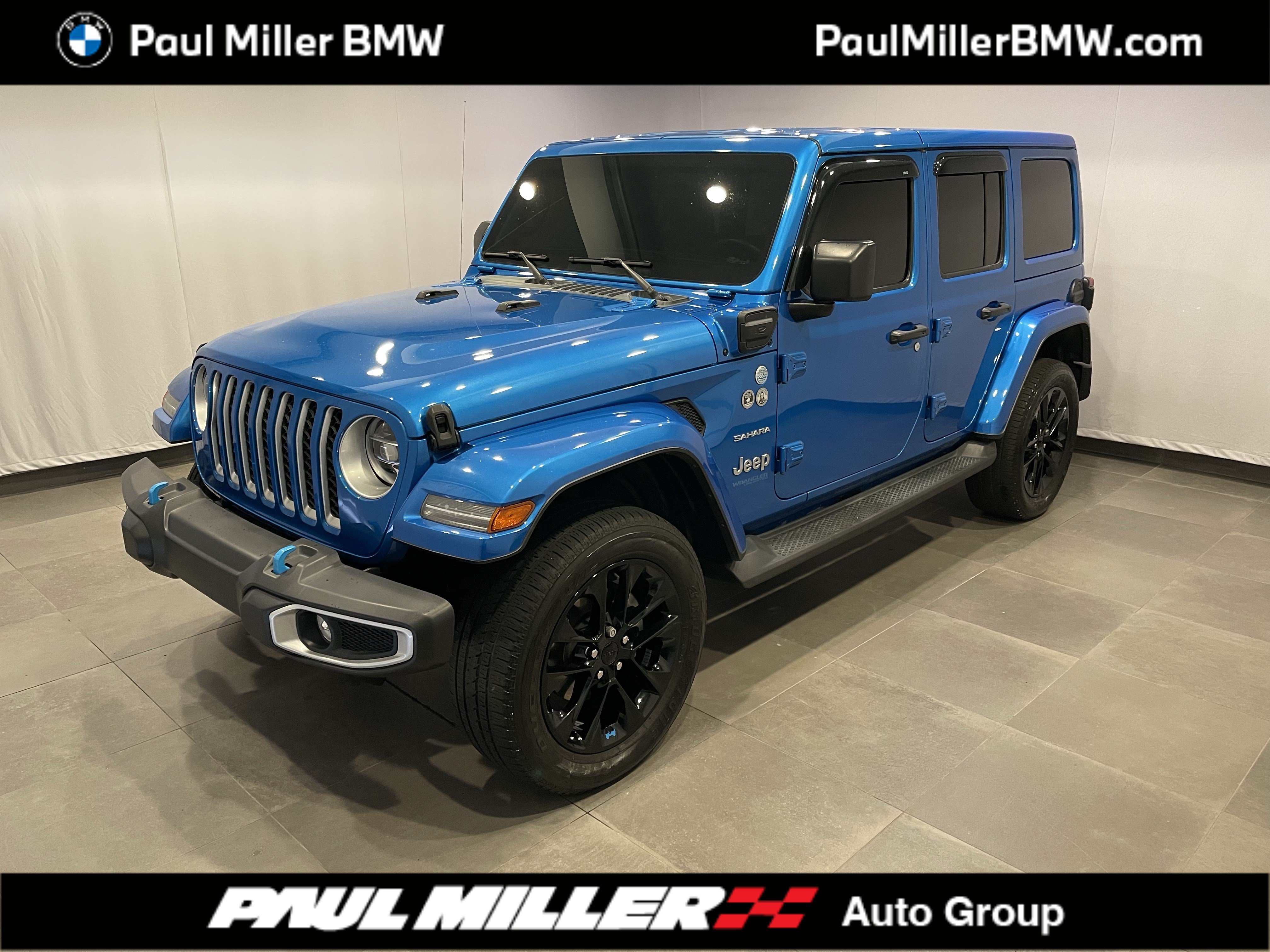 Used 2022 Jeep Wrangler Unlimited Sahara w/ Cold Weather Group AWD/4WD image 1
