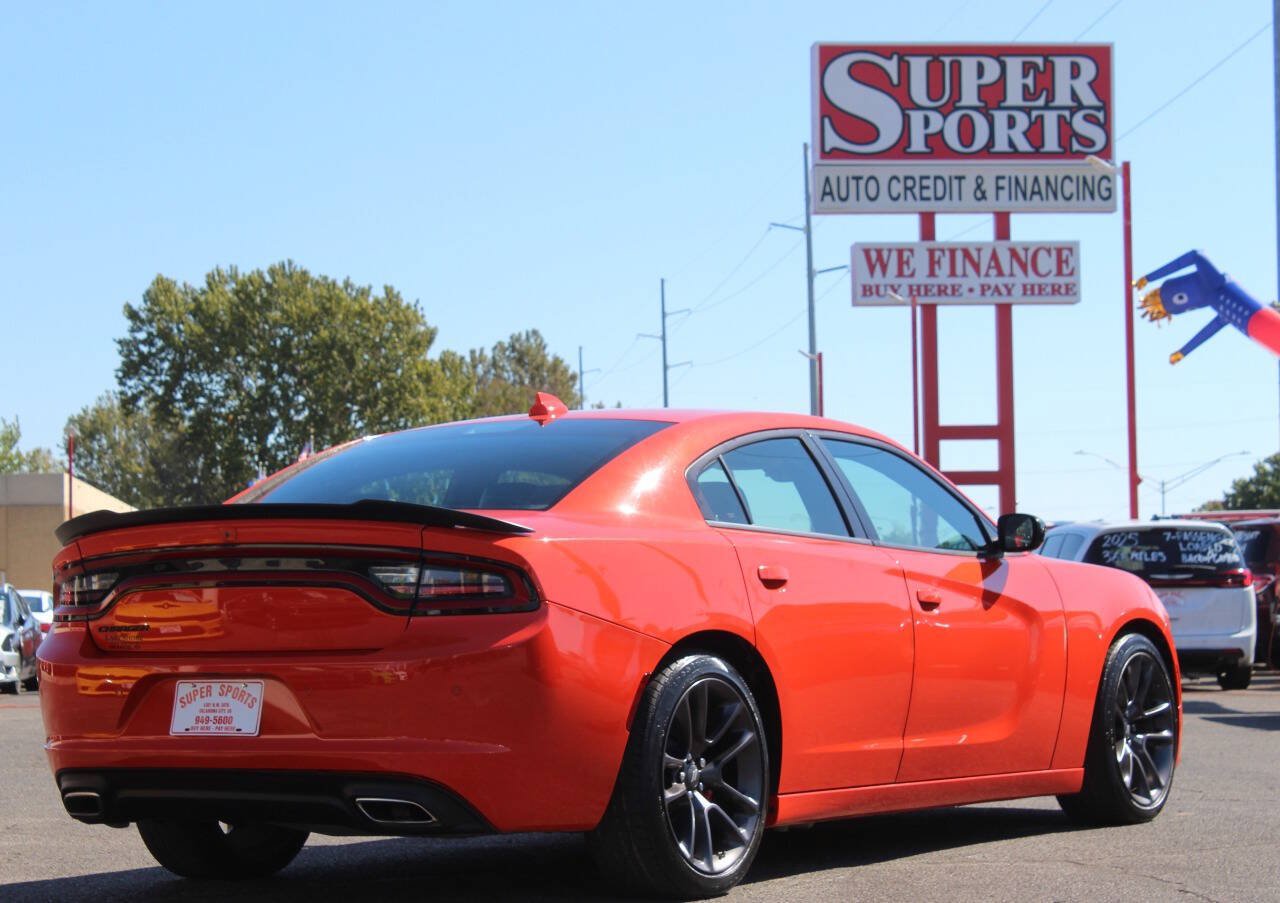 Used 2023 Dodge Charger SXT w/ Plus Group RWD image 4
